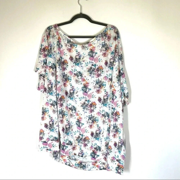NEW Torrid Off Shoulder Tee Super Soft Floral Skull Size 6 - Picture 10 of 10